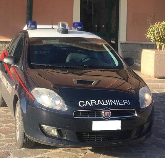 carabinieri-stazione-vibo-marina-2.jpg