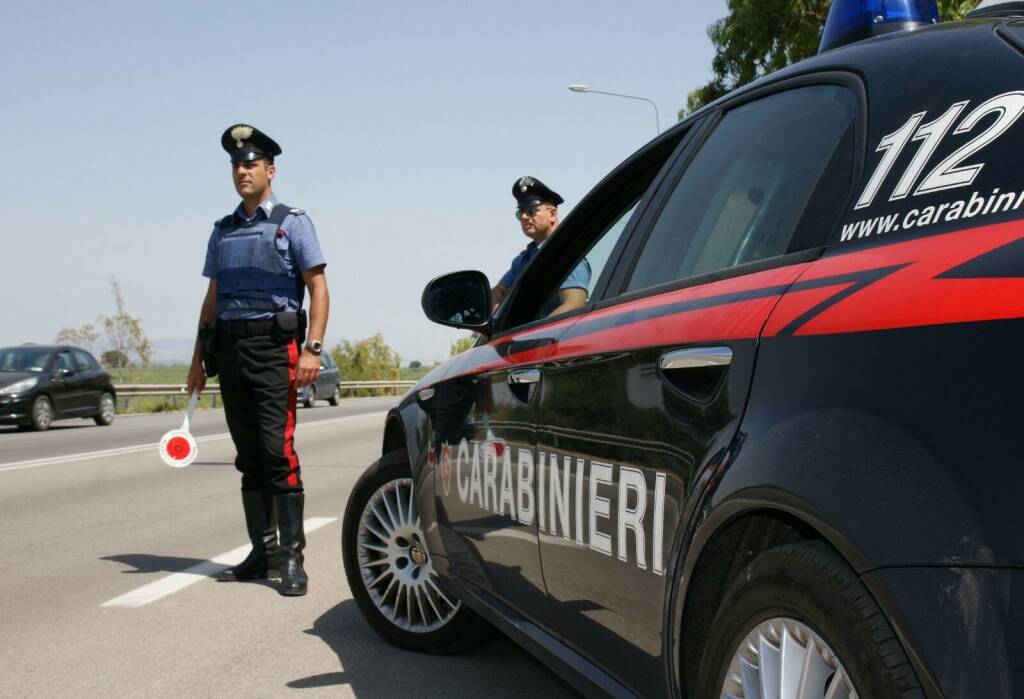 carabinieri-posto-di-blocco.jpg