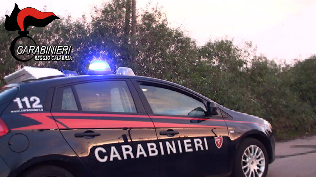 carabinieri-radiomobile-reggio-calabria.jpg