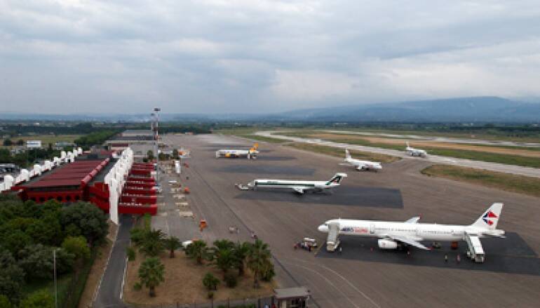 aeroporto-lamezia-2.jpg