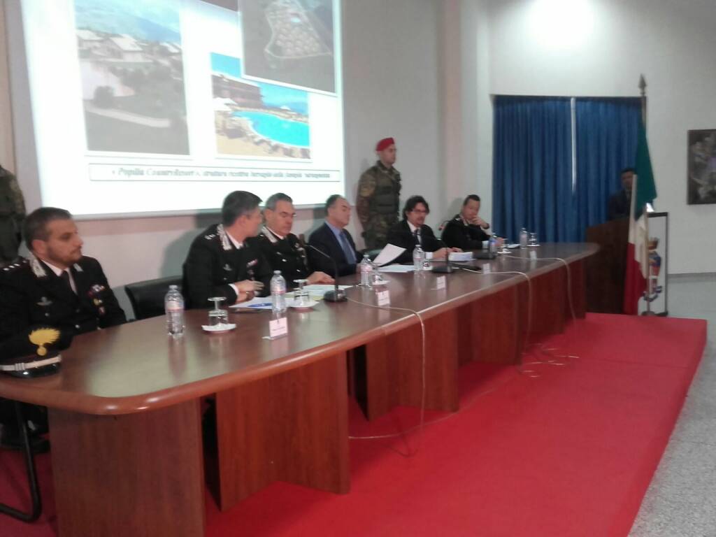 conferenza-stampa-carabinieri-catanzaro-bonavota.jpg