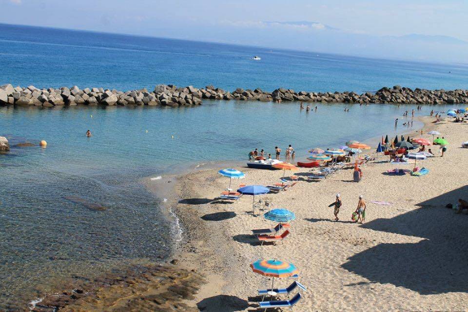 spiaggia-pizzo.jpg