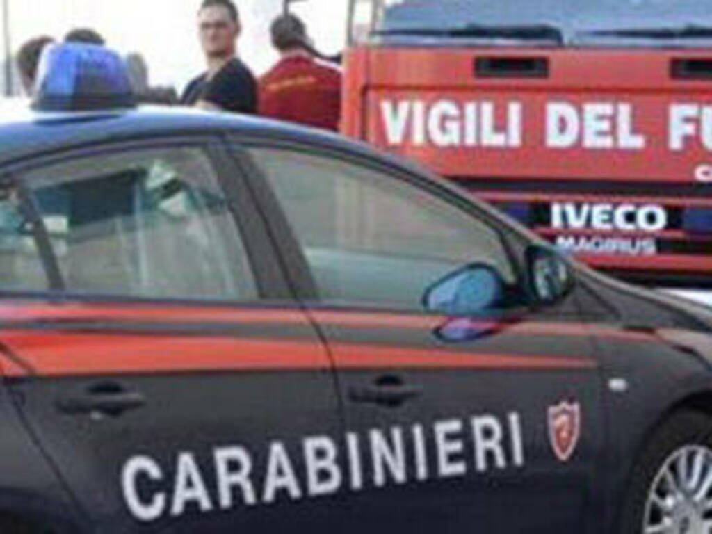carabinieri-e-vigili-del-fuoco-2.jpg