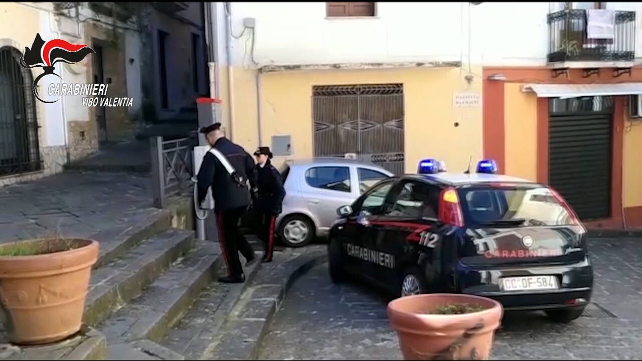 carabinieri-pizzo-3.jpg