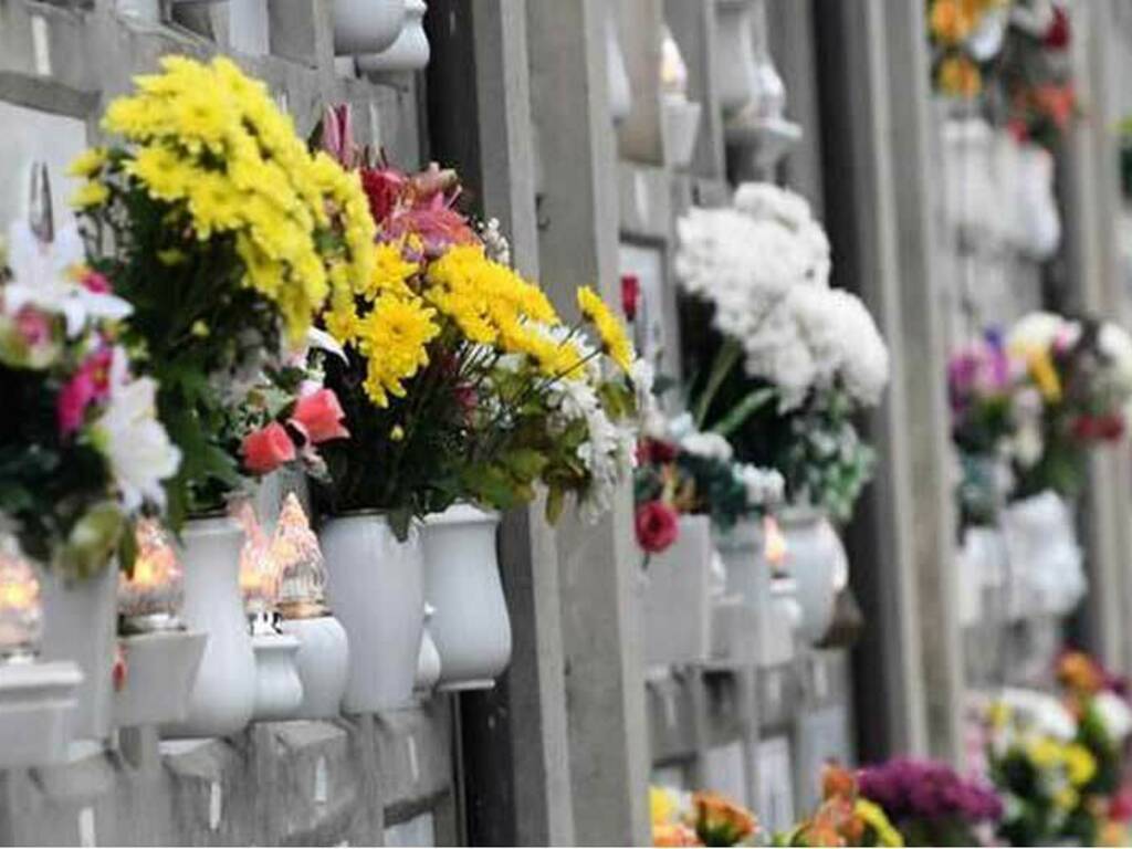 ronciglione-fiori-al-cimitero