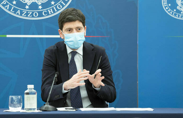 ++ Ordinanza su quarantena da Gb in vigore da lunedì 21 giugno +