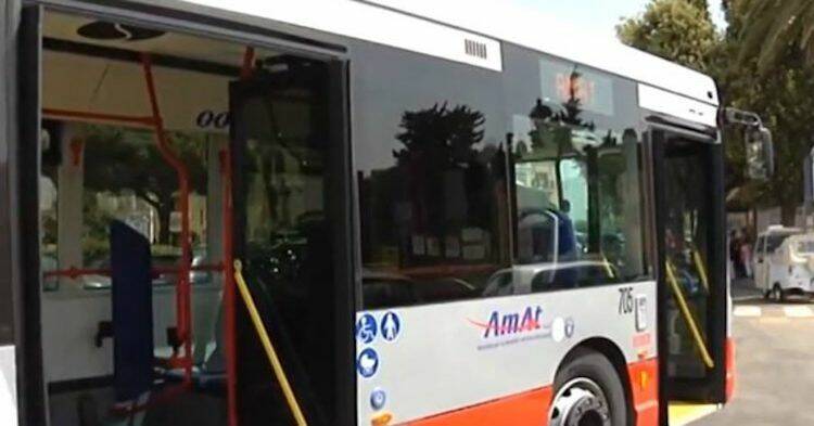 Amat-Taranto-bus-rubato-690x362